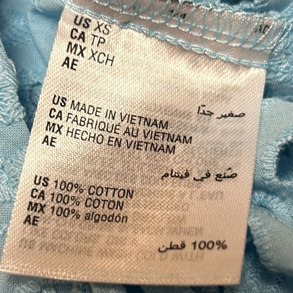 On 34th Blue Cotton Eyelet High/Low Blouse SZ XS - Picture 10 of 10